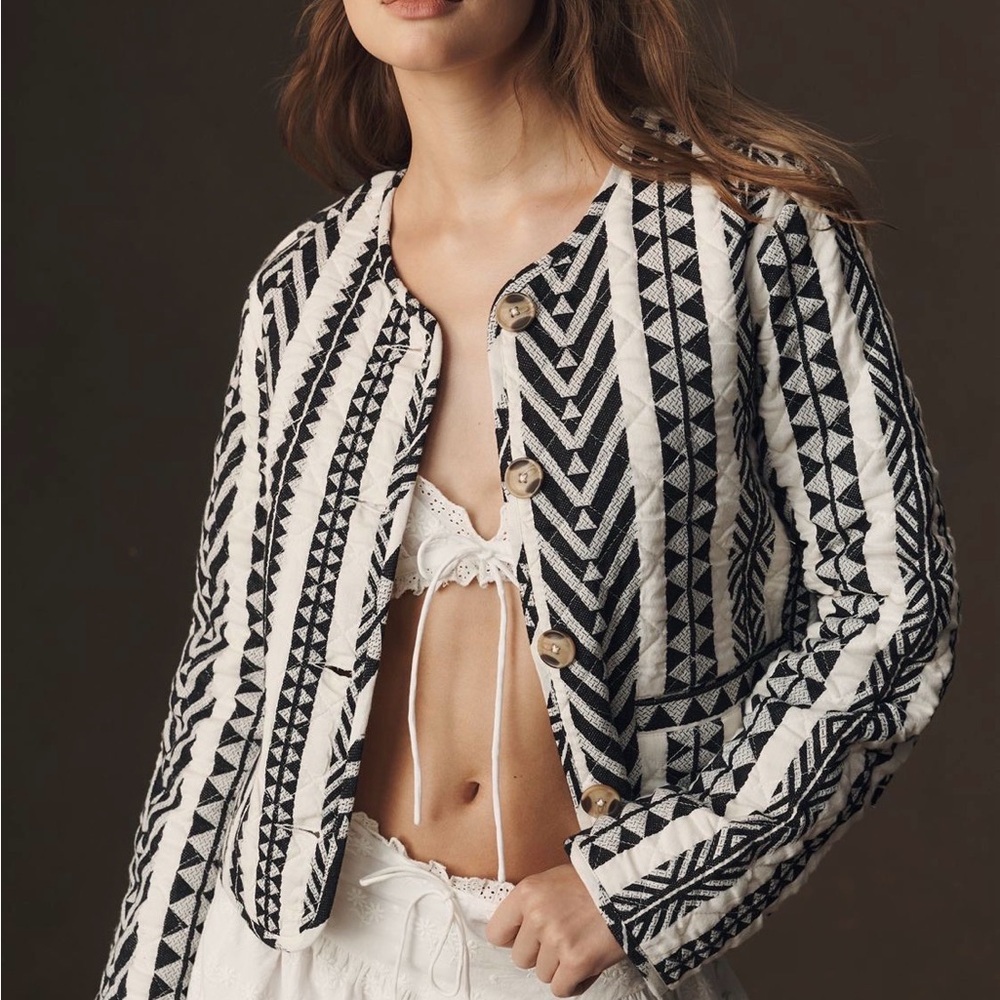 Like new Sanctuary Coco Button Front Jacquard Jacket XL. Black and White.